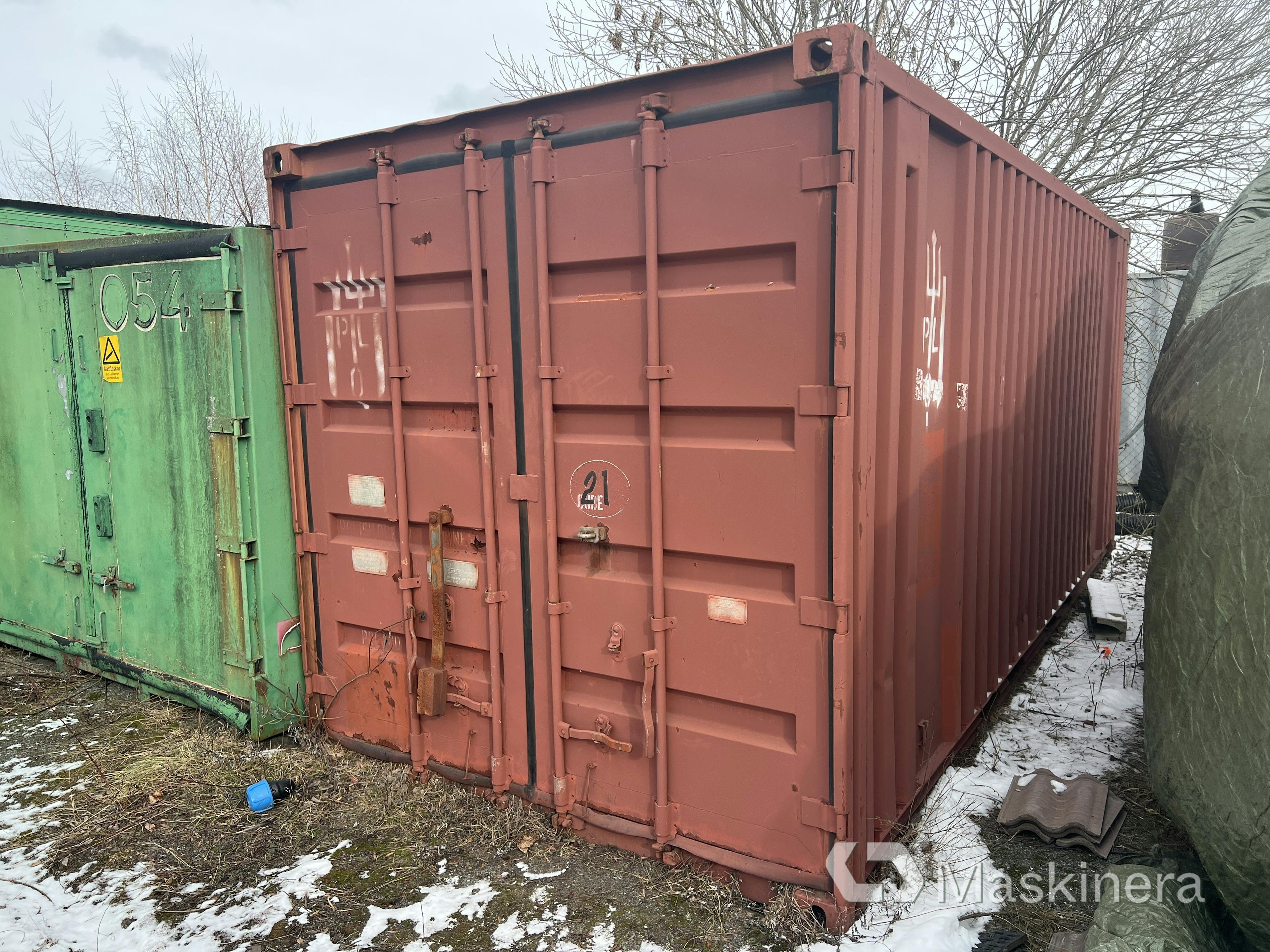 20' Lagercontainer isoliert